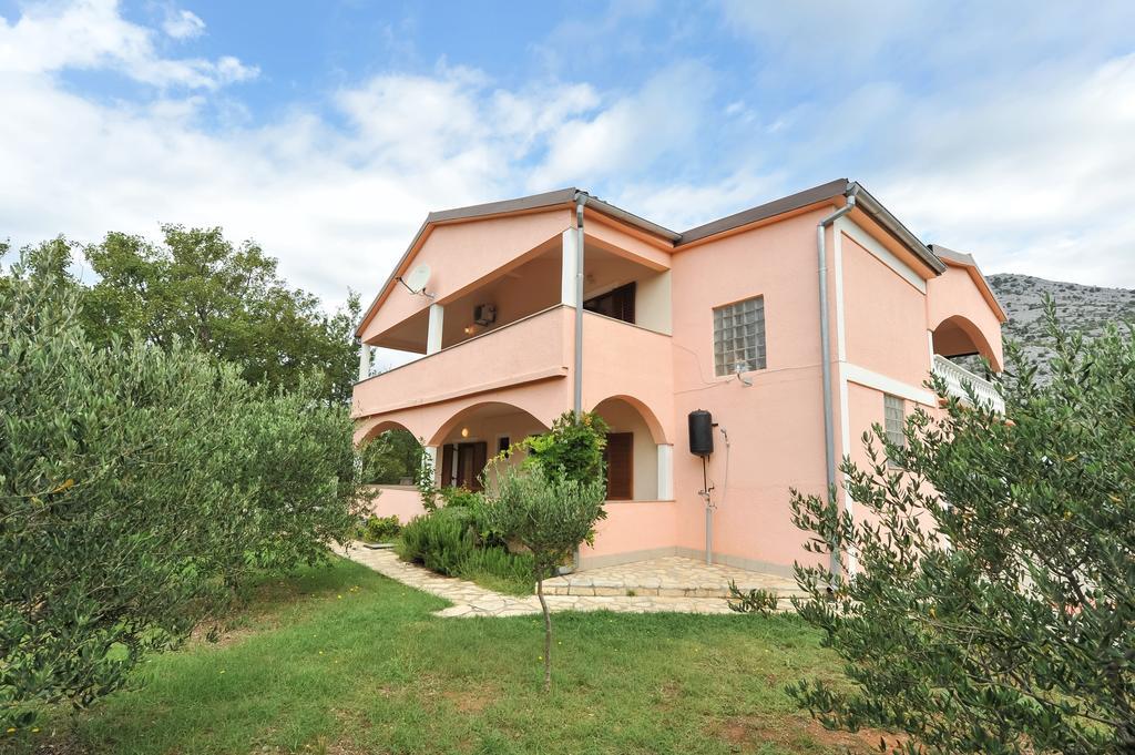 Marta Apartman *